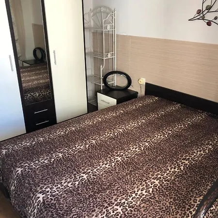 Lux Diamond Burgas City