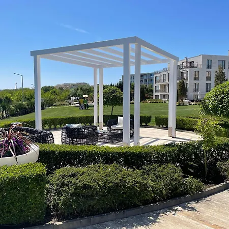 Lux Diamond Burgas City